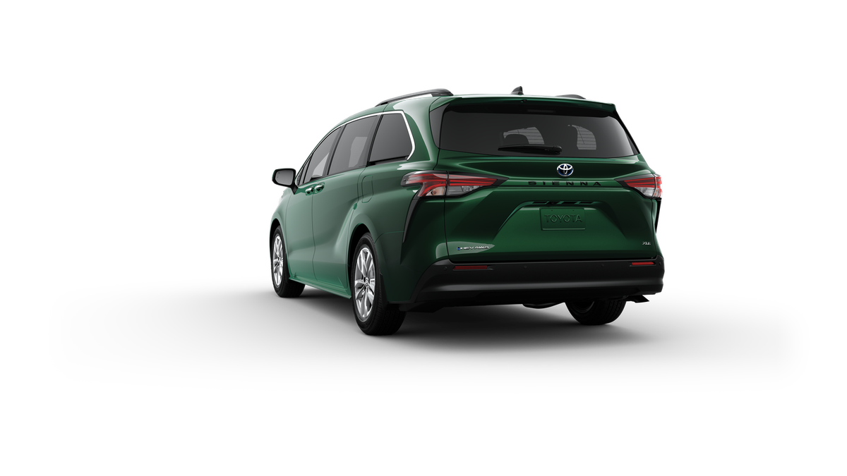 New 2025 Toyota Sienna XLE