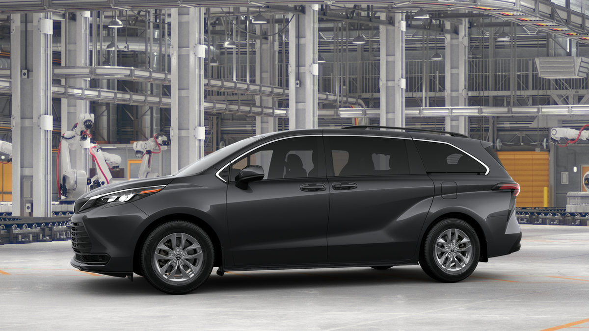 new 2025 Toyota Sienna LE