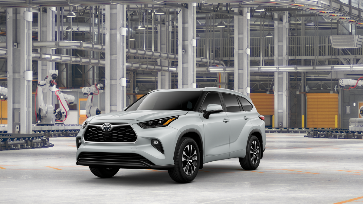 2025 Toyota Highlander Hybrid XLE