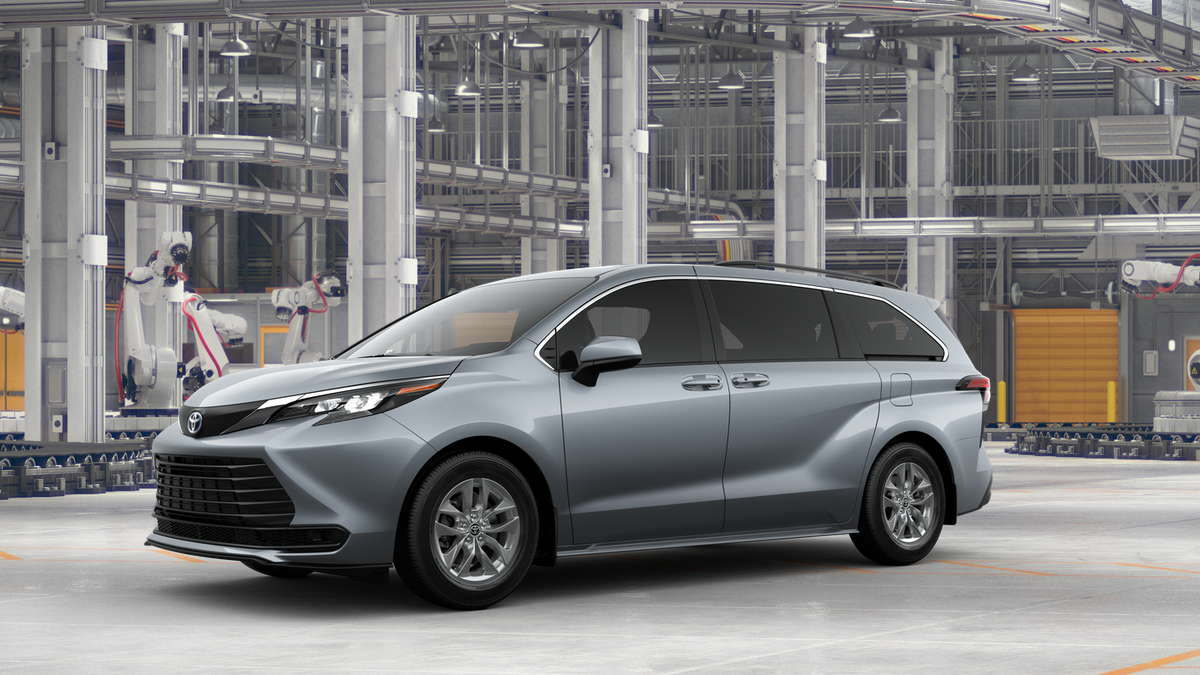new 2025 Toyota Sienna LE
