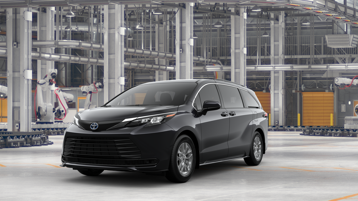 2025 Toyota Sienna LE