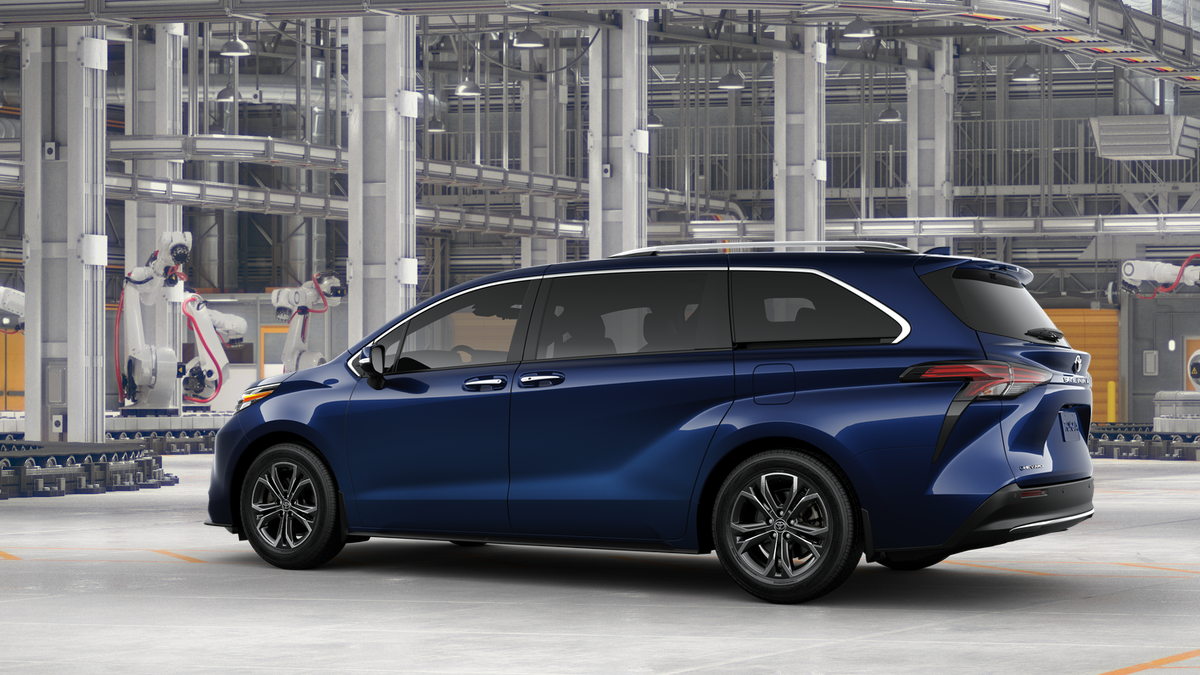 new 2025 Toyota Sienna Platinum