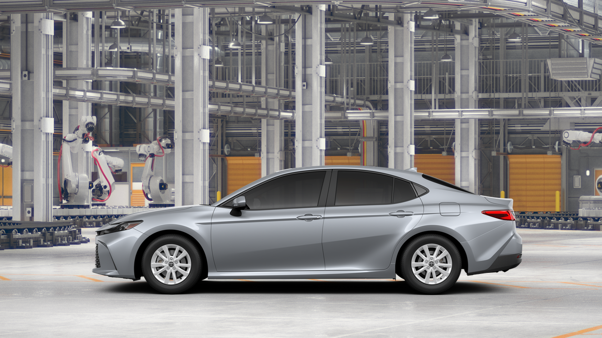 new 2025 Toyota Camry LE