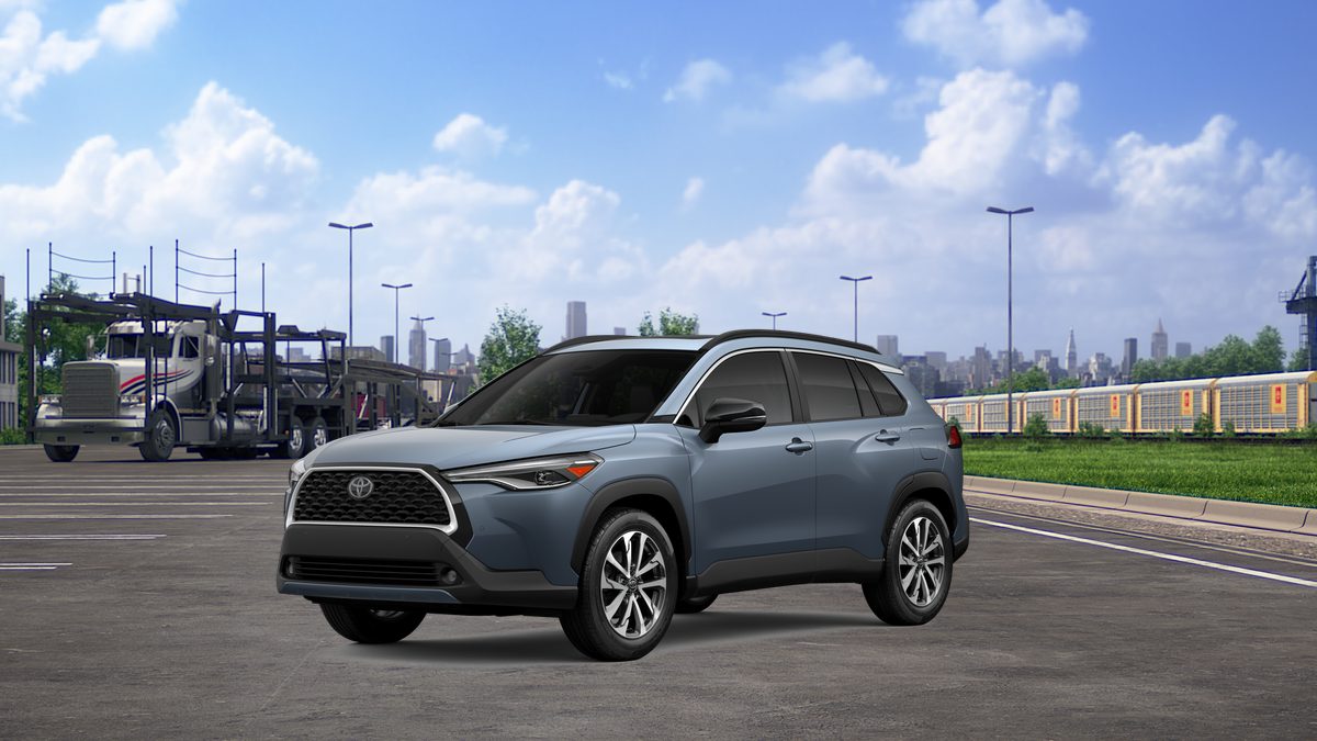 2025 Toyota Corolla Cross XLE