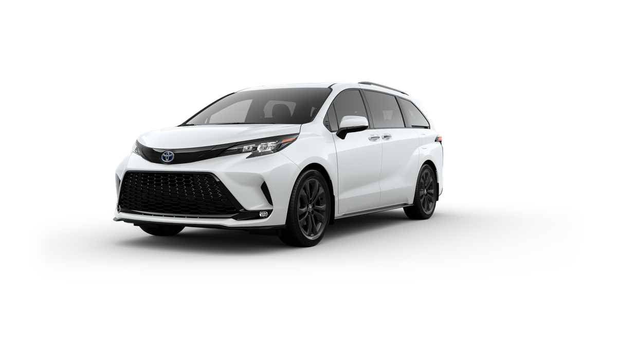 2025 Toyota Sienna XSE
