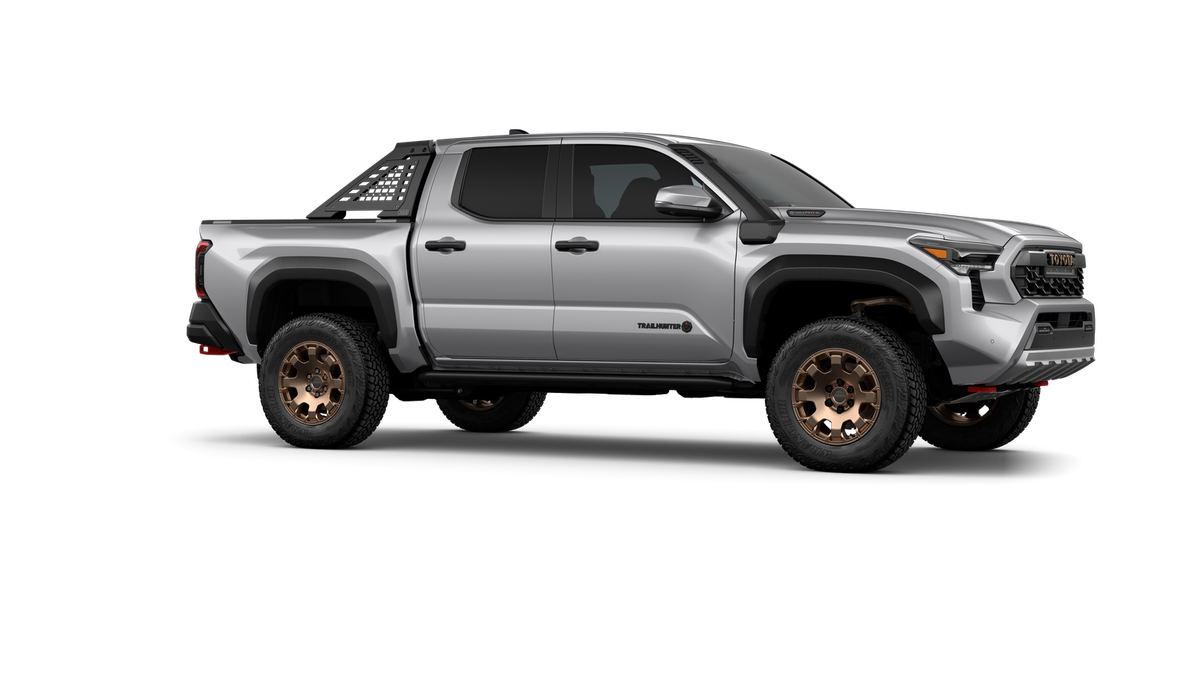 Tacoma i-FORCE MAX Trailhunter
